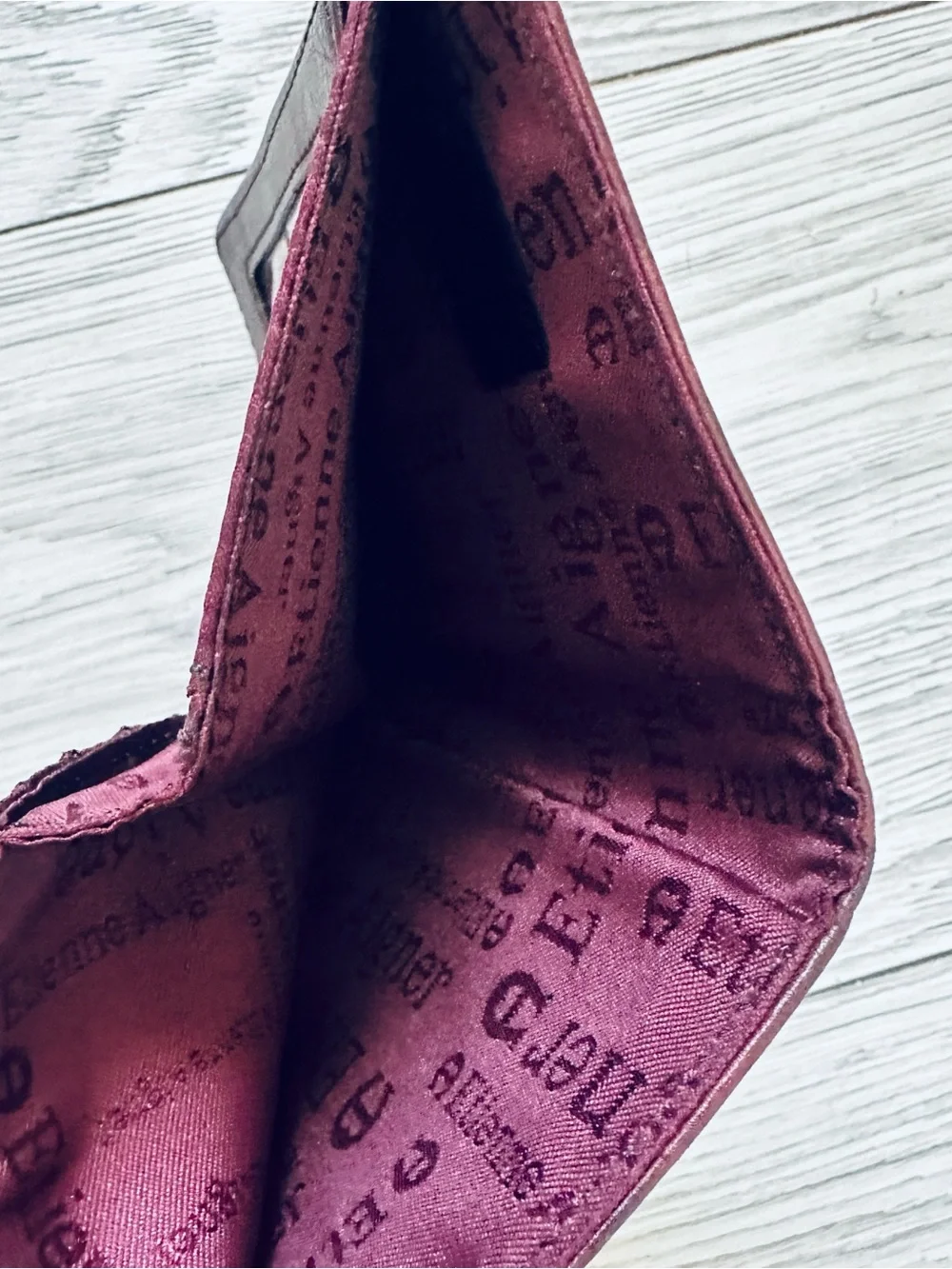 Women's Leather Clutch Wallet in Deep Burgundy